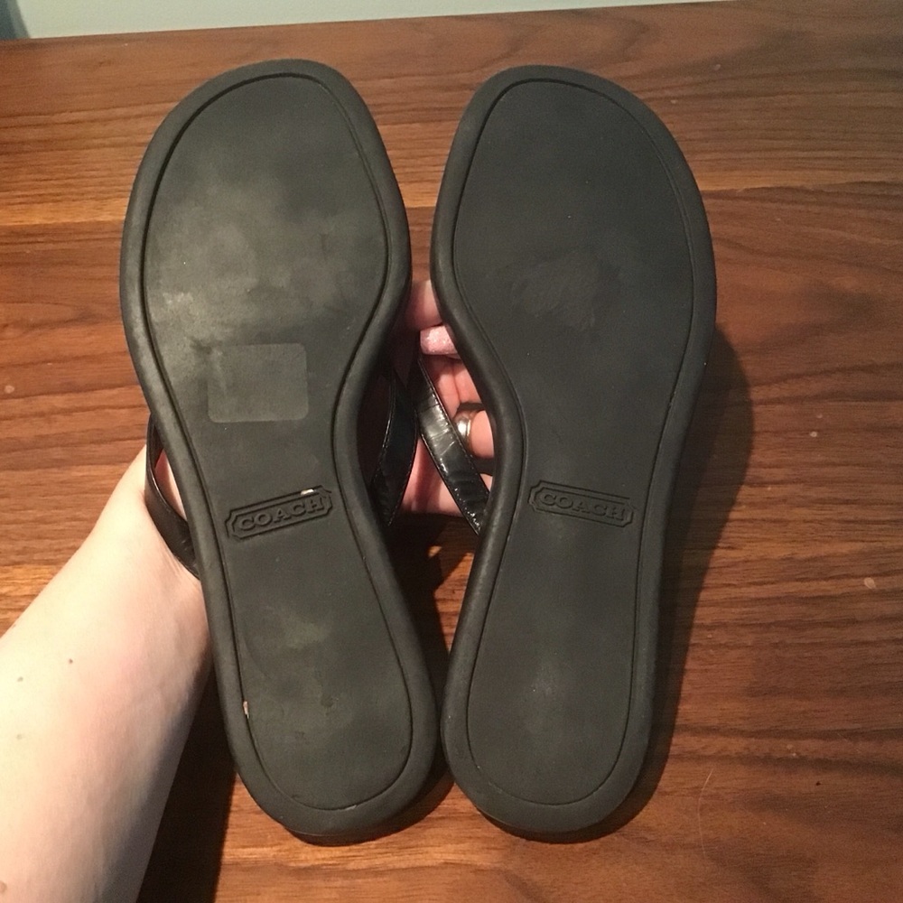 Coach‎ Lindy Black Patent Leather Floral Signature Thongs Flip Flops Sandals 8 - Picture 4 of 4